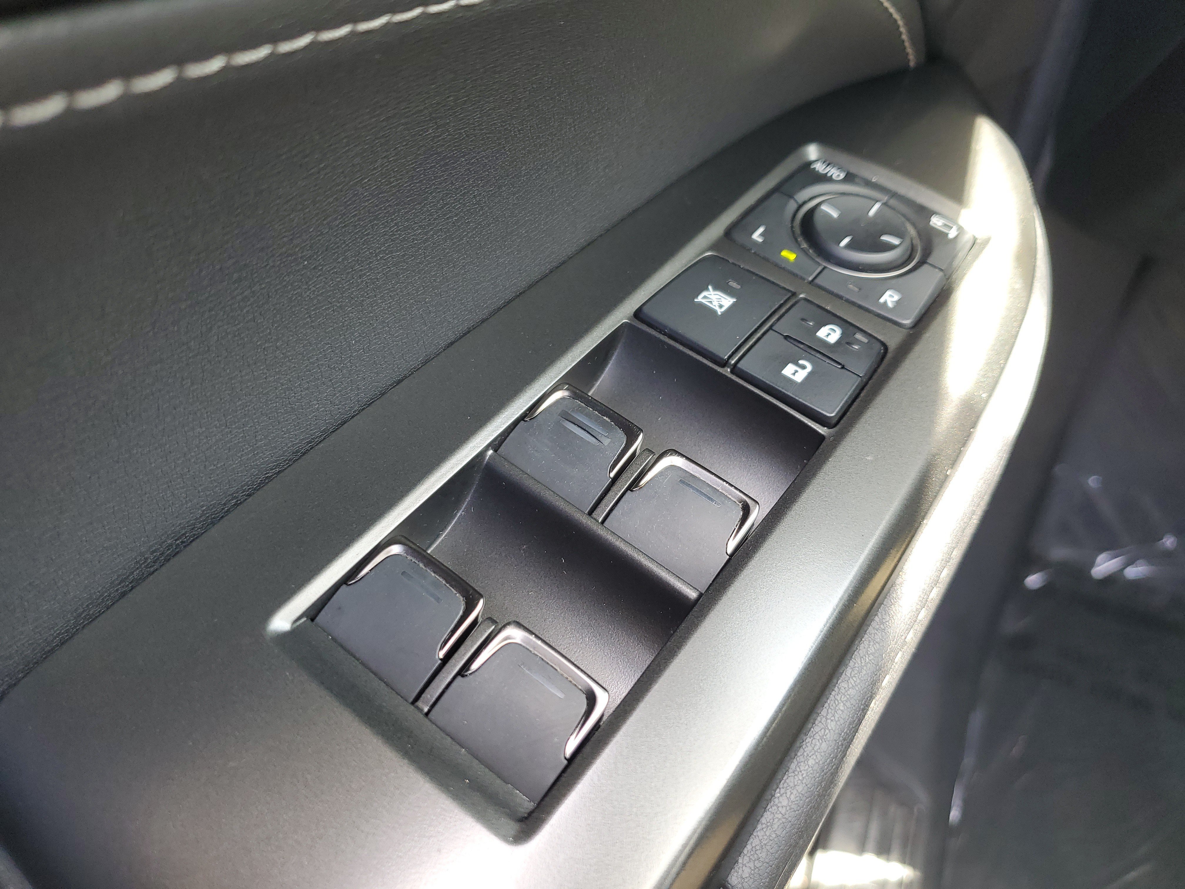 Certified Used 2024 ATOMIC SILVER Lexus NX 250 Premium image 23