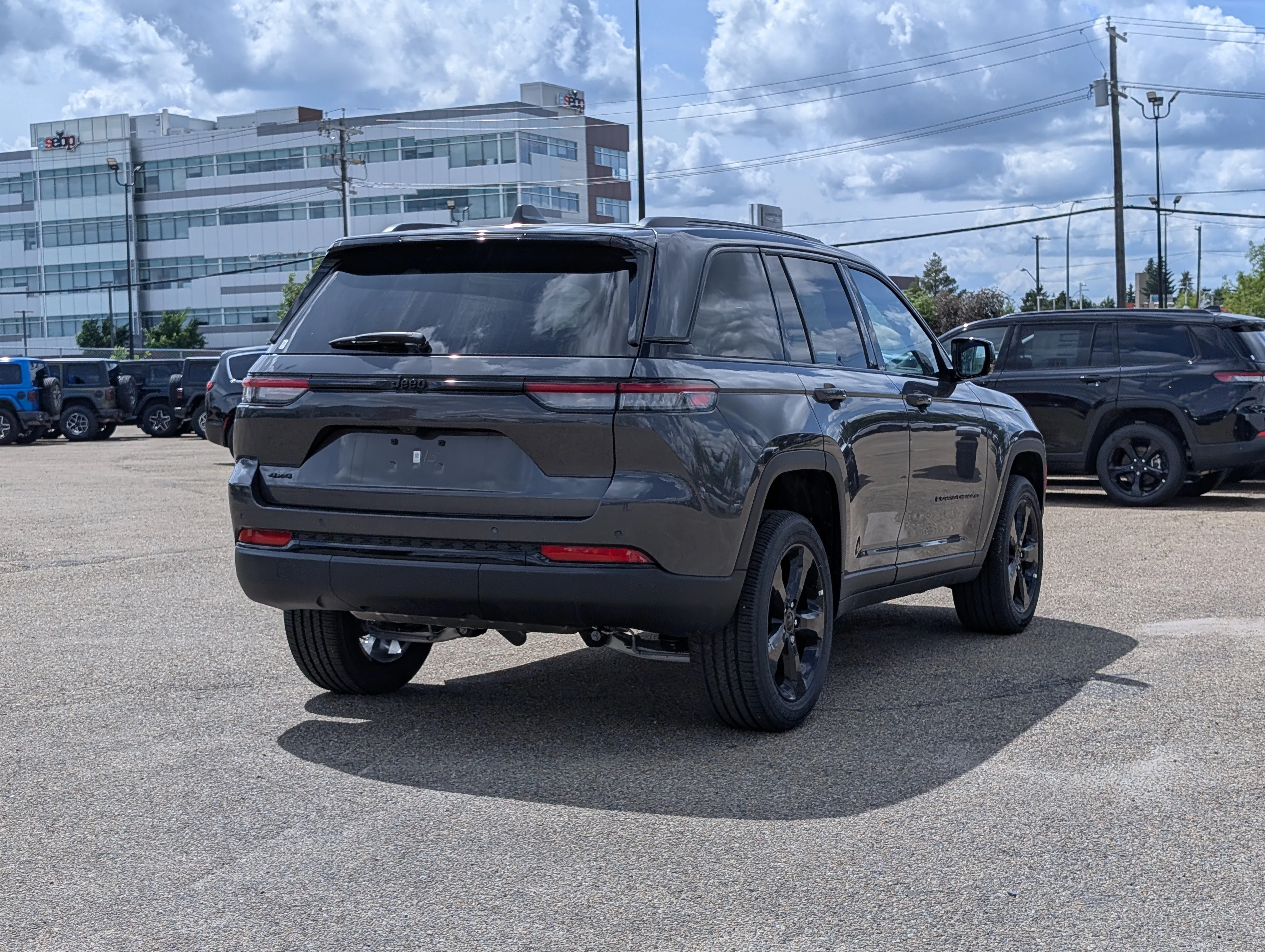New 2025 Baltic Grey Metallic Jeep Altitude image 7