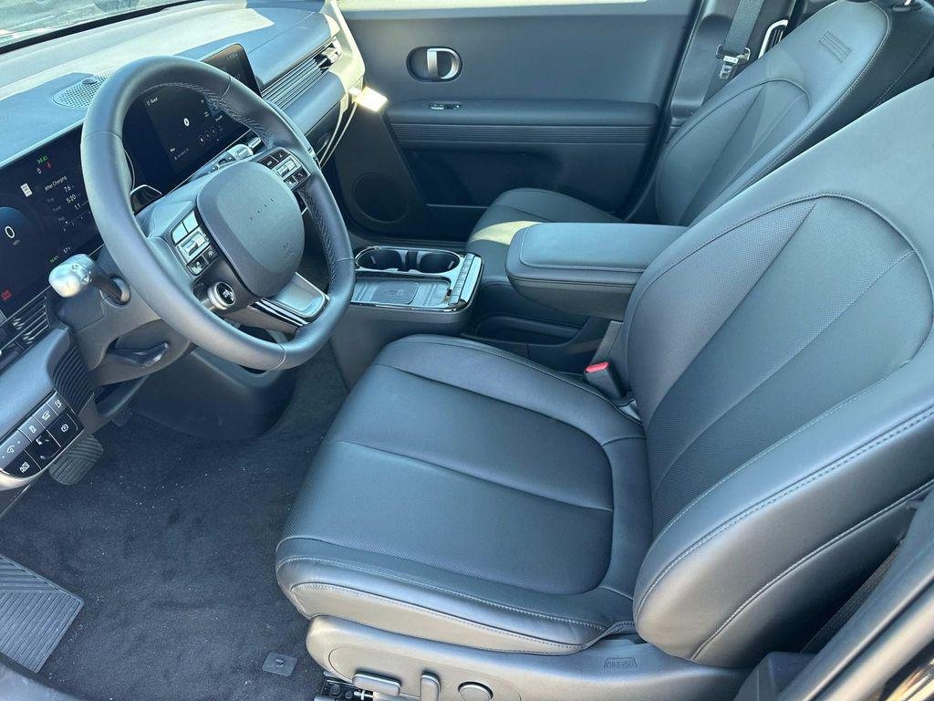 2025 Hyundai IONIQ 5 SEL - Photo 11
