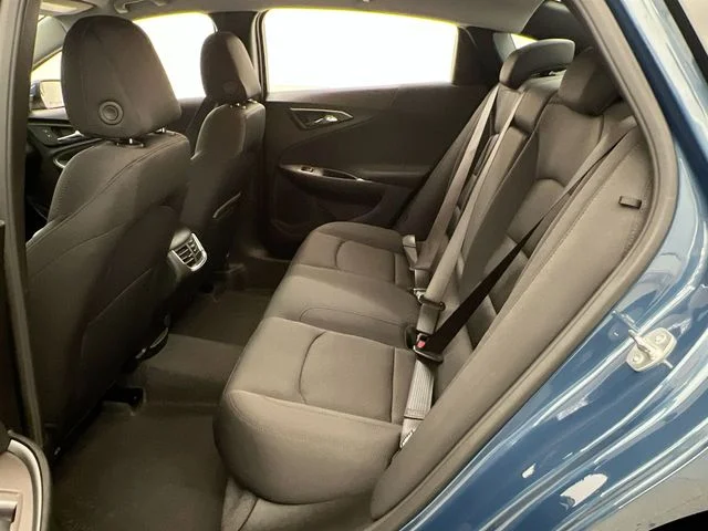 2025 Chevrolet Malibu 1LT - Photo 11