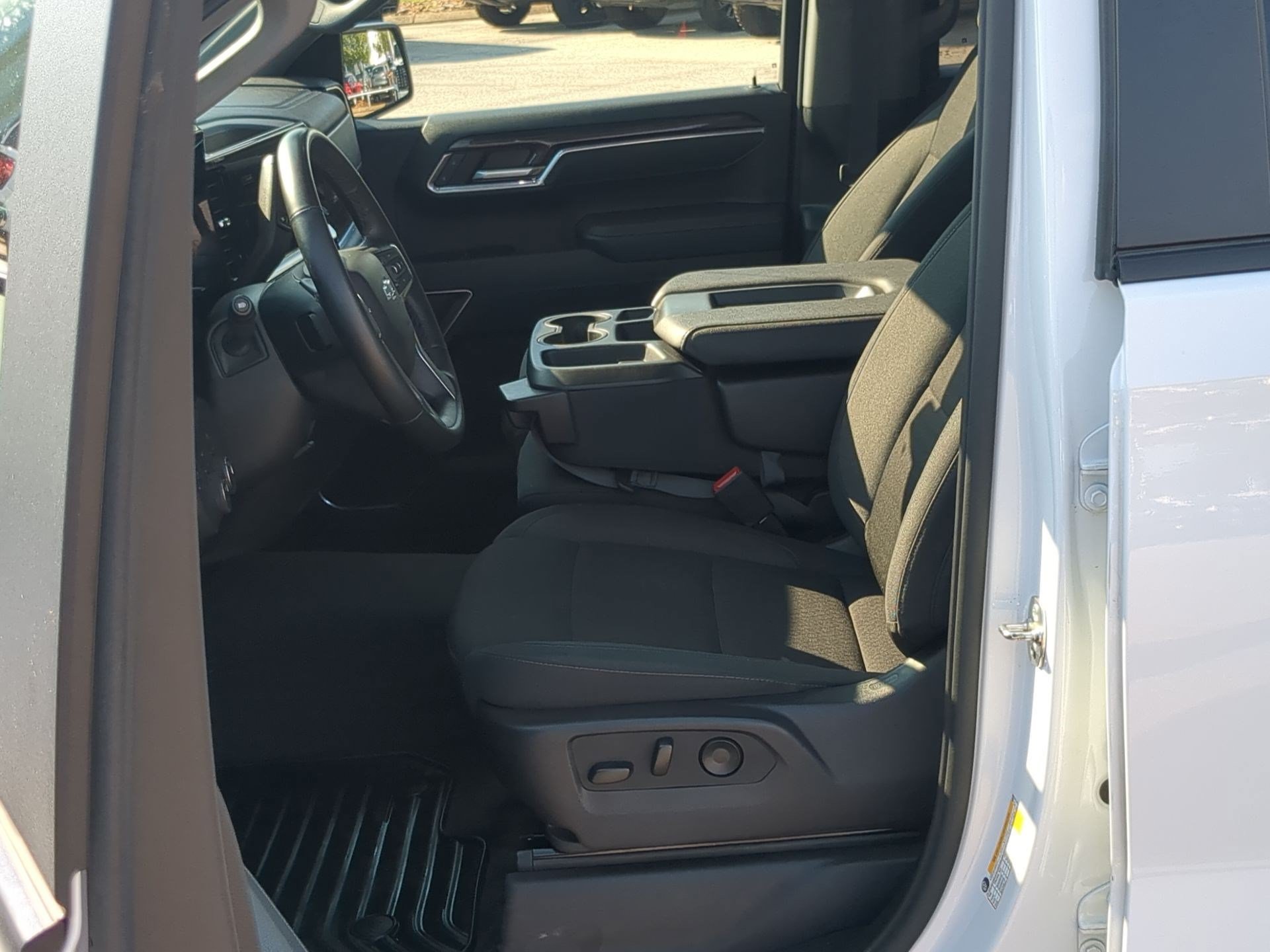 Used 2026 Summit White Chevrolet RST image 12