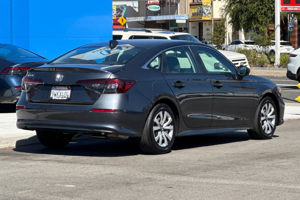 Used 2026 Meteorite Gray Metallic Honda LX image 4
