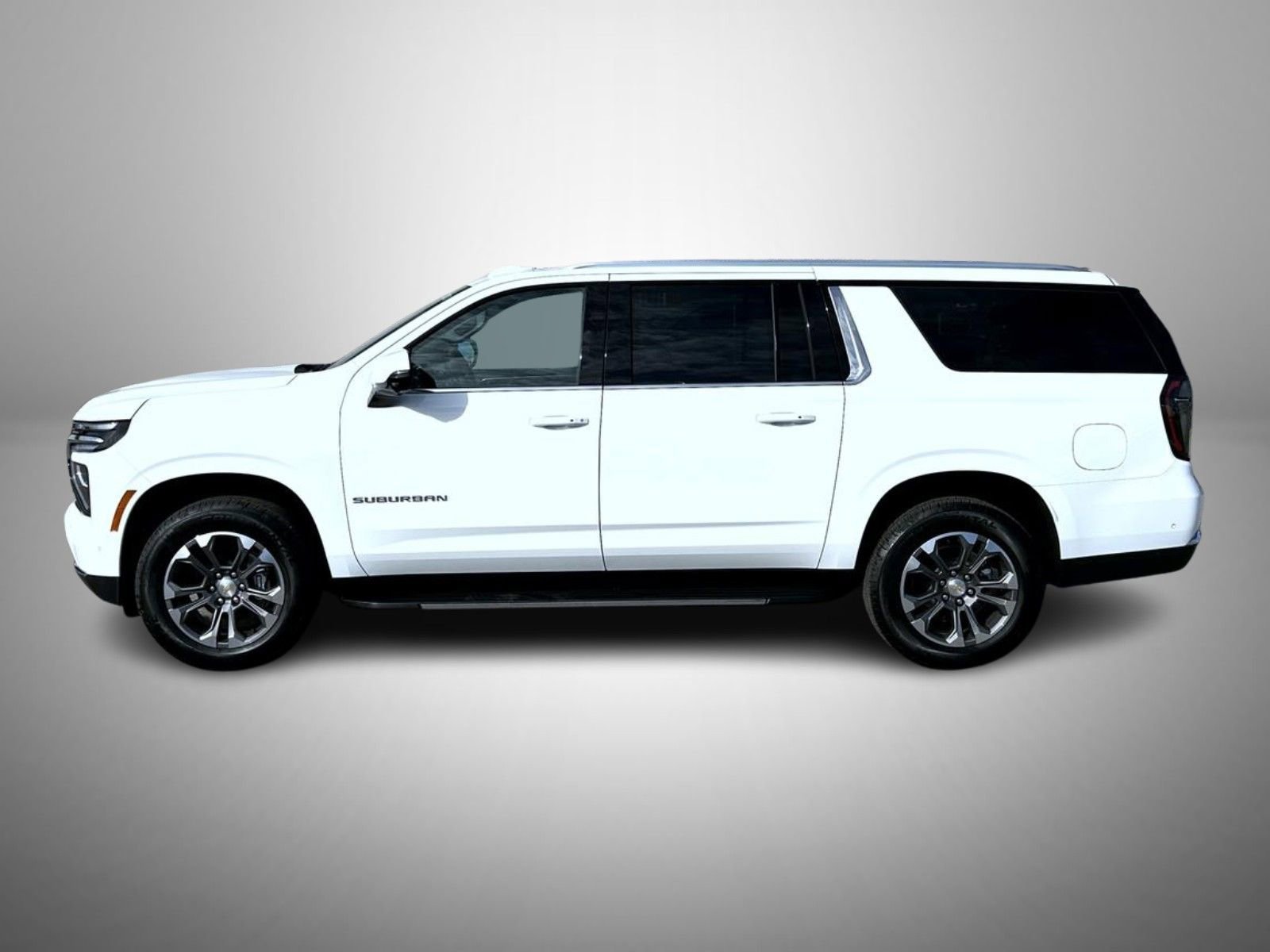 2026 Chevrolet Suburban LT - Photo 8