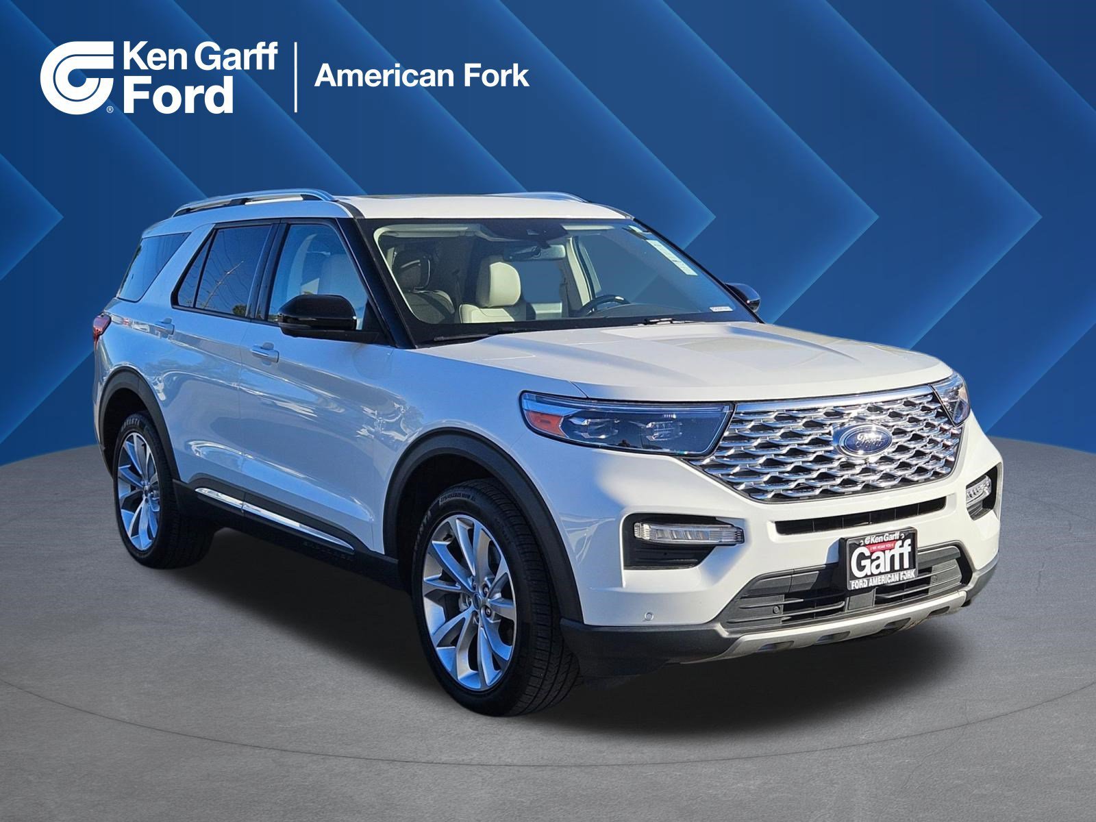 2023 Ford Explorer Platinum 4WD's photo