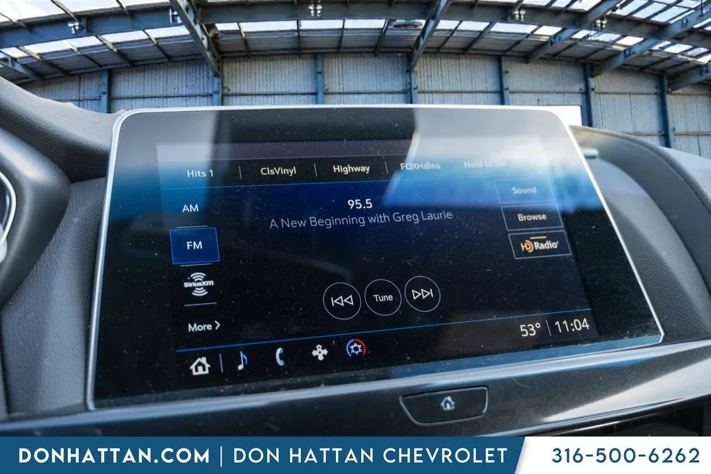 Used 2023 White Cadillac Premium Luxury image 10