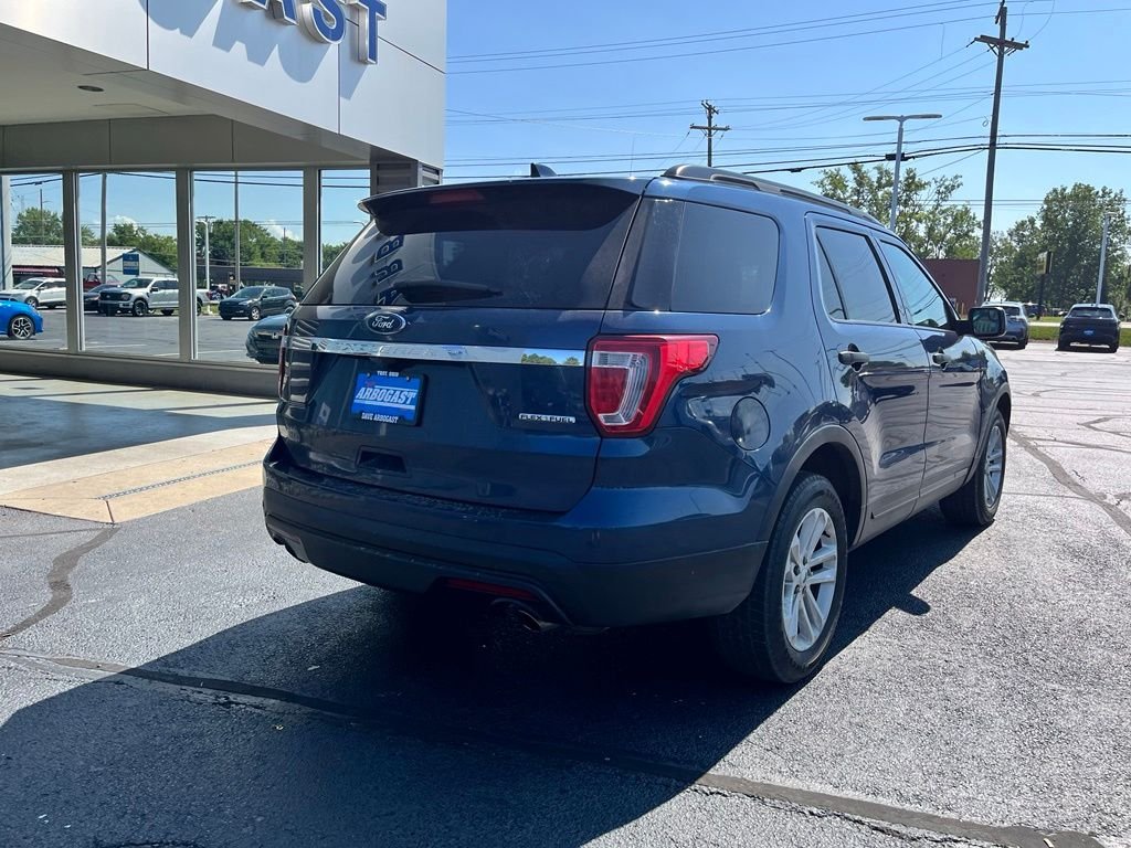 Used 2016 Blue Ford Base image 4