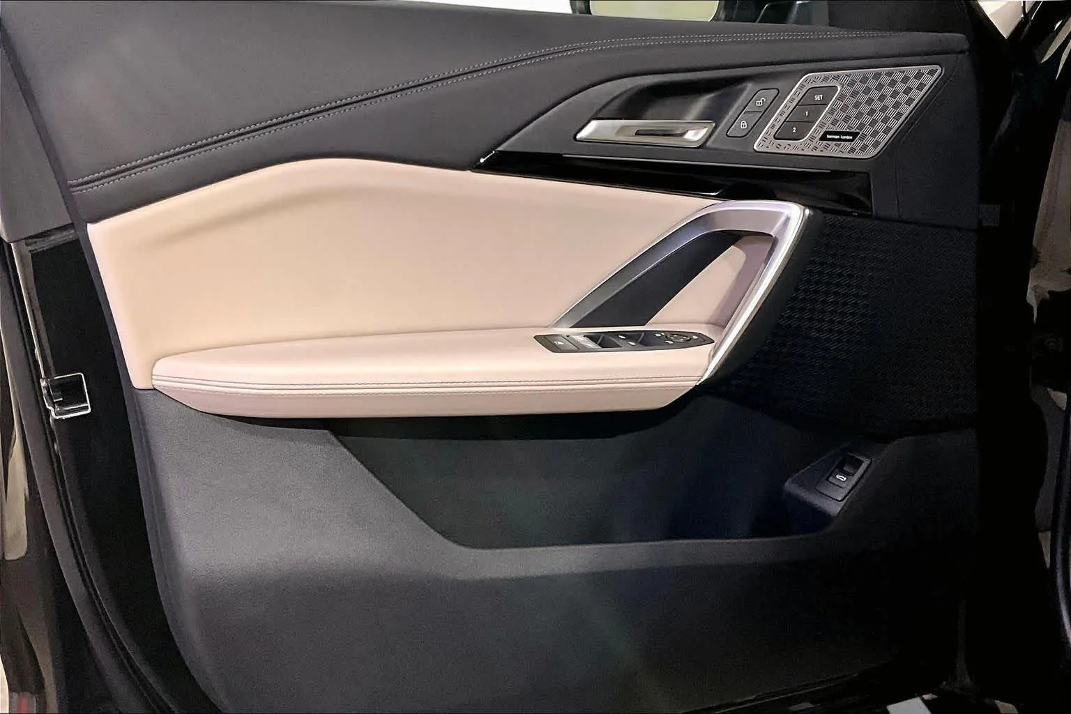 Certified Used 2025 Not Available BMW xDrive28i image 21