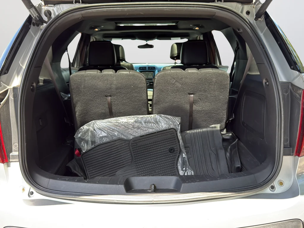 Used 2014 Silver Ford Sport image 13