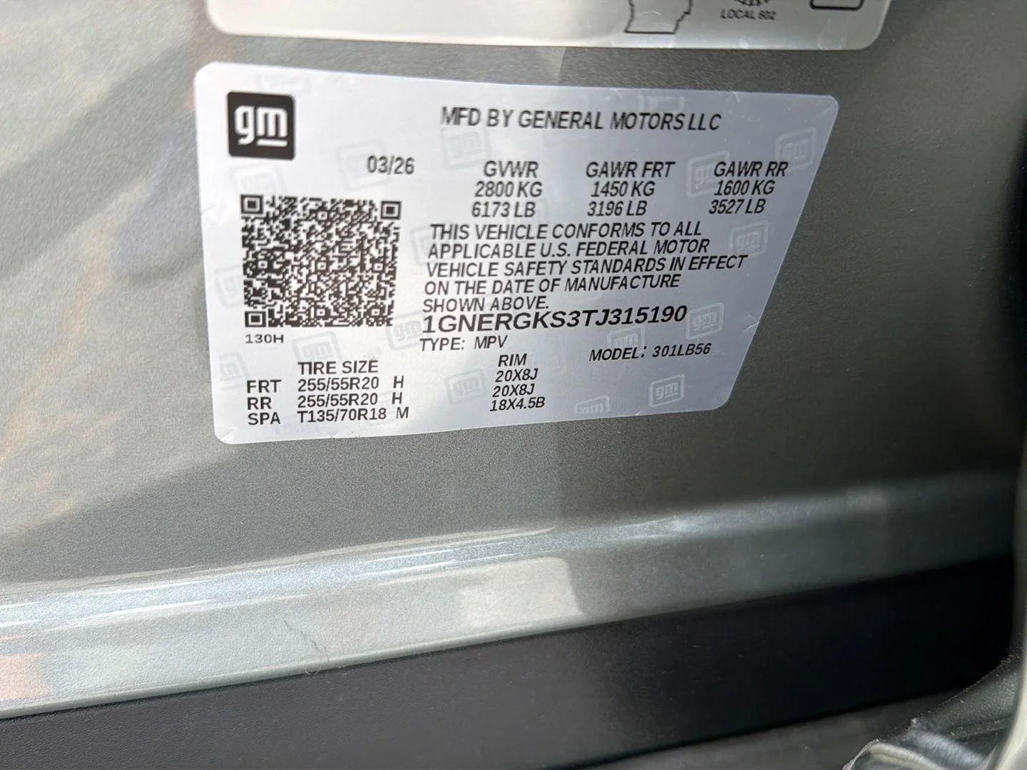 New 2026 Sterling Gray Metallic Chevrolet FWD LT image 37