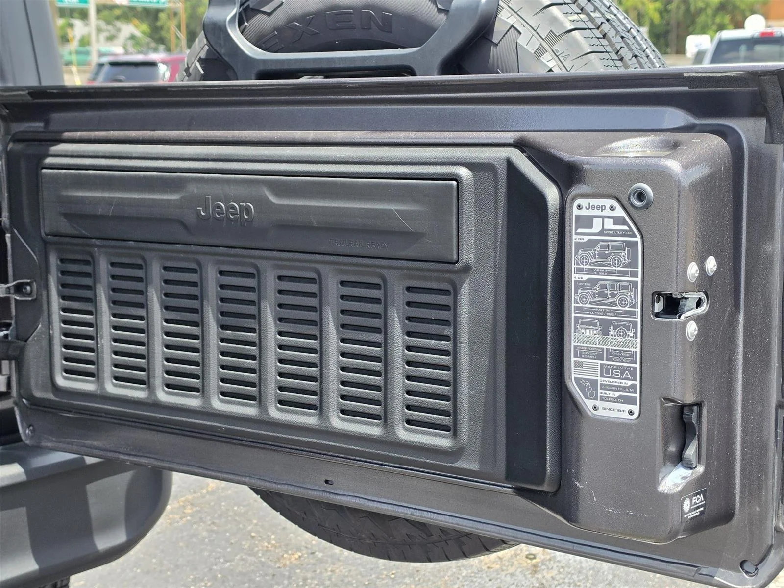 Used 2026 Granite Crystal Metallic Clearcoat Jeep Sport image 33