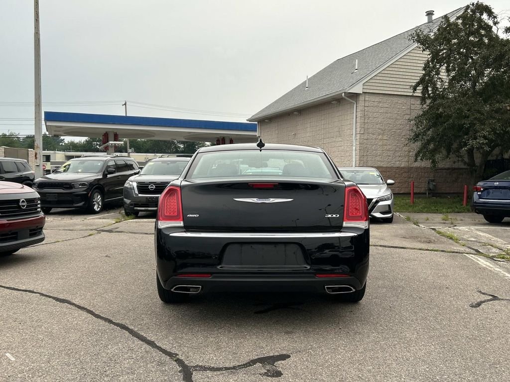 Used 2021 Black Chrysler Touring image 4