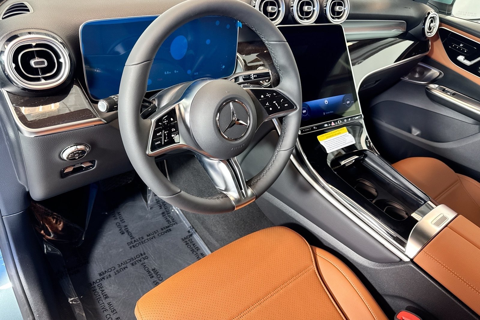 New 2026 Verde Silver Metallic Mercedes-Benz GLC 300 image 9