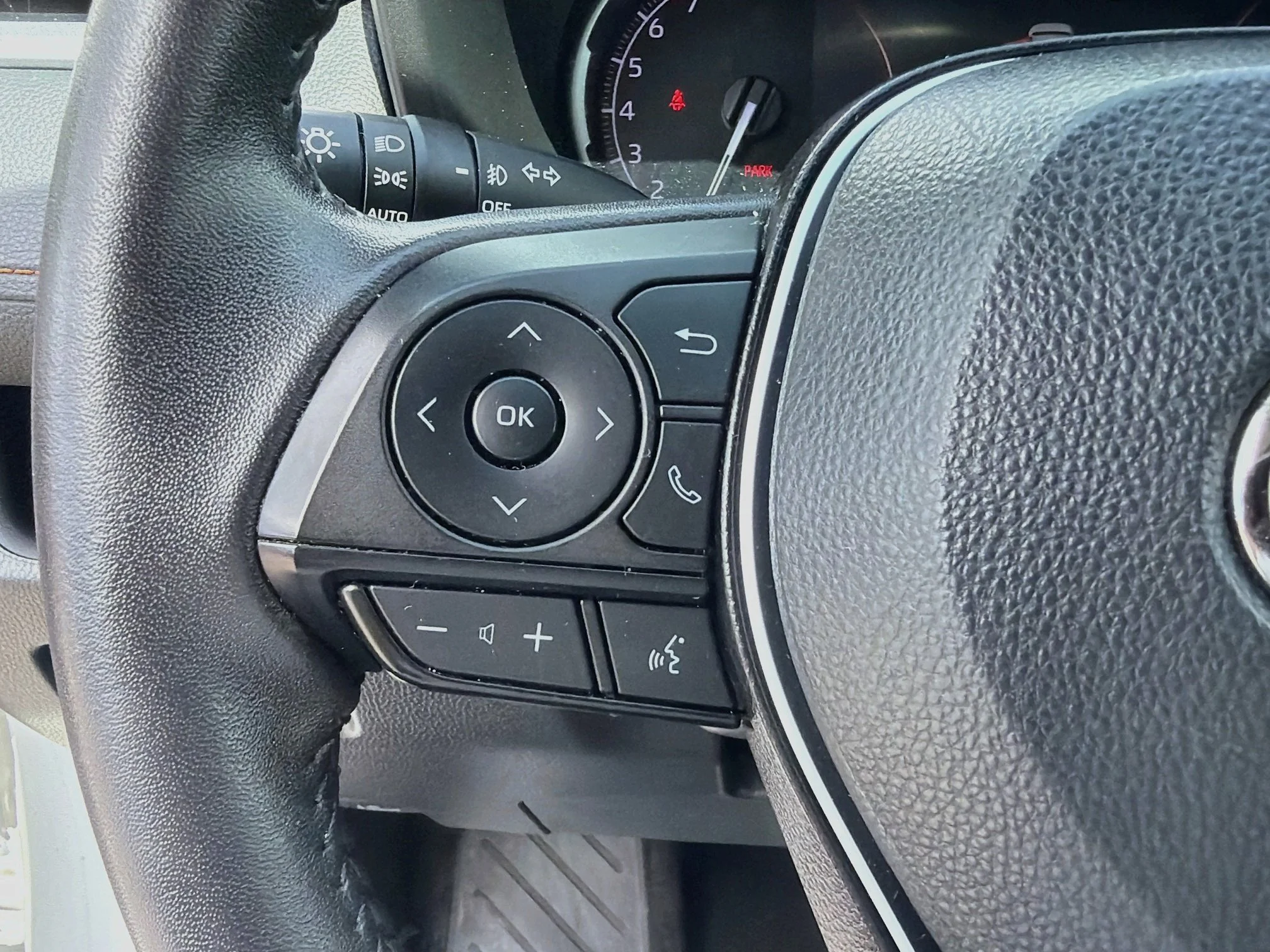 Used 2024 Ice Toyota Adventure image 34