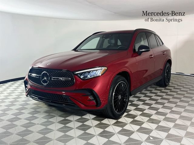 Used 2026 Red Mercedes-Benz GLC 300 image 3
