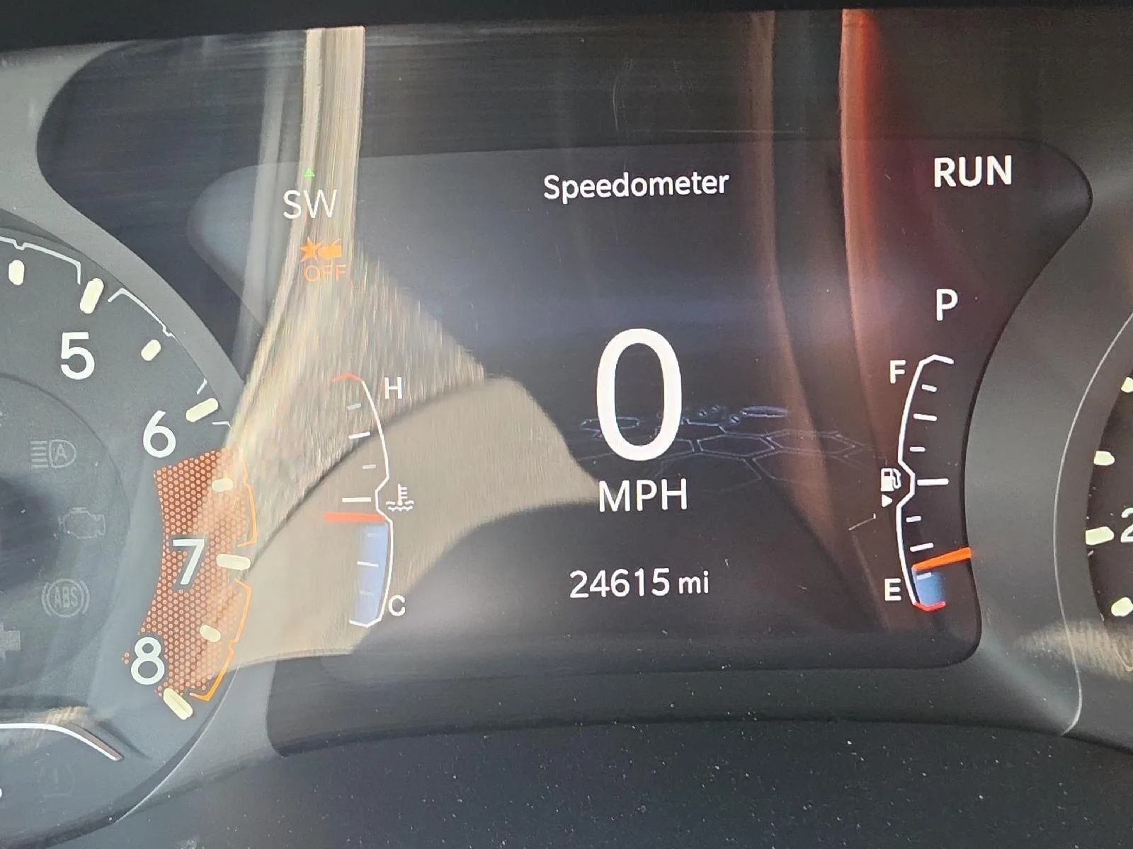Used 2023  Jeep Latitude Lux image 21