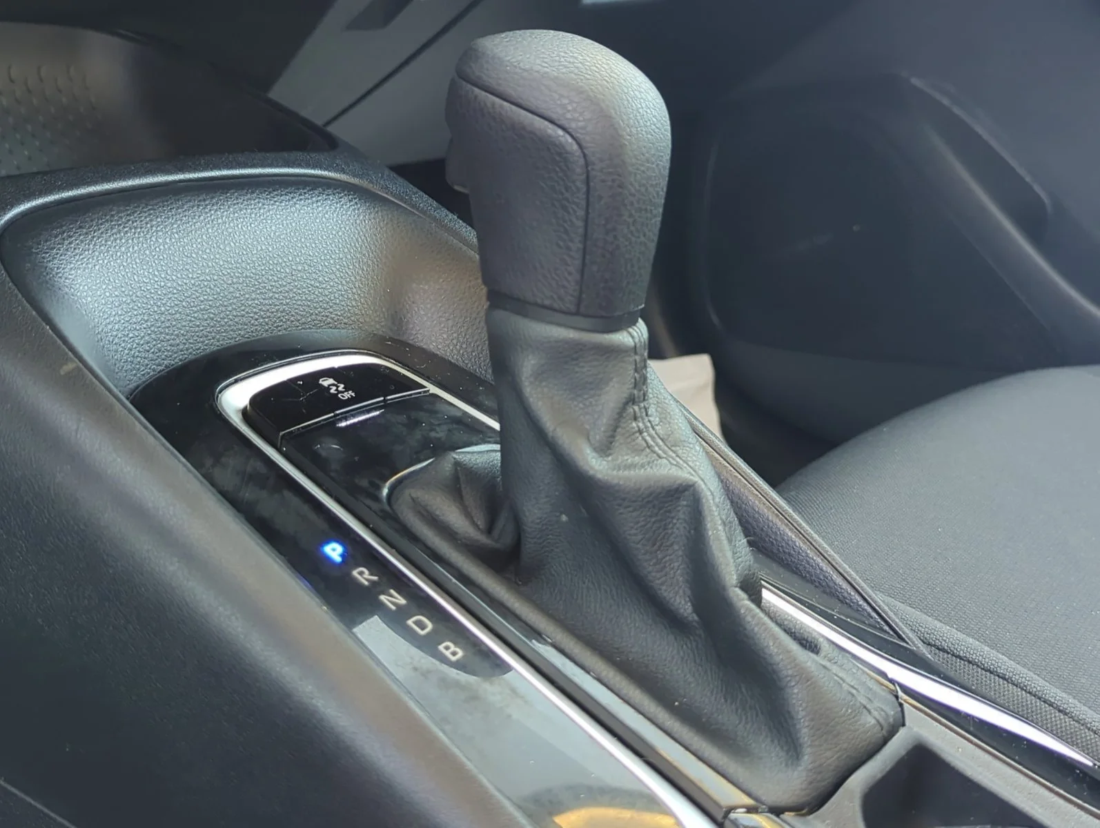Used 2022 Ruby Flare Pearl Toyota LE image 23