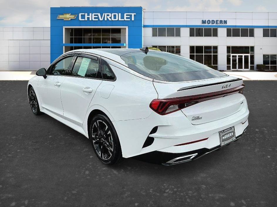 Used 2022 White Kia GT-Line image 2