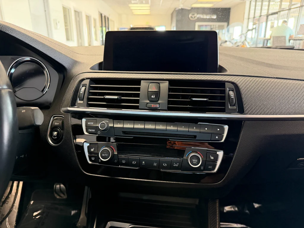 Used 2018 Long Beach Blue Metallic BMW Base image 26