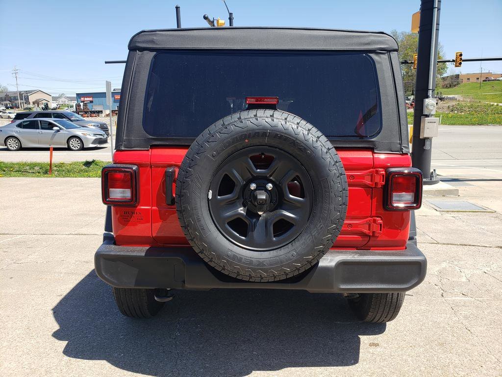 New 2026 Firecracker Red Clear-Coat Exterior Paint Jeep Sport image 4