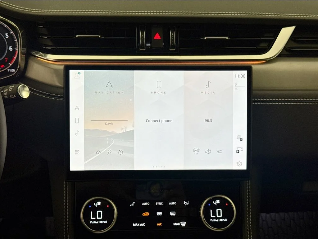 2026 Jaguar F-Pace R-Dynamic S - Photo 15
