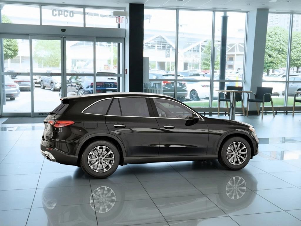 New 2026 Black Mercedes-Benz GLC 300 image 17