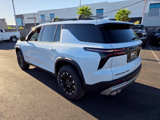 2027 Chevrolet Traverse Z71 - Photo 3