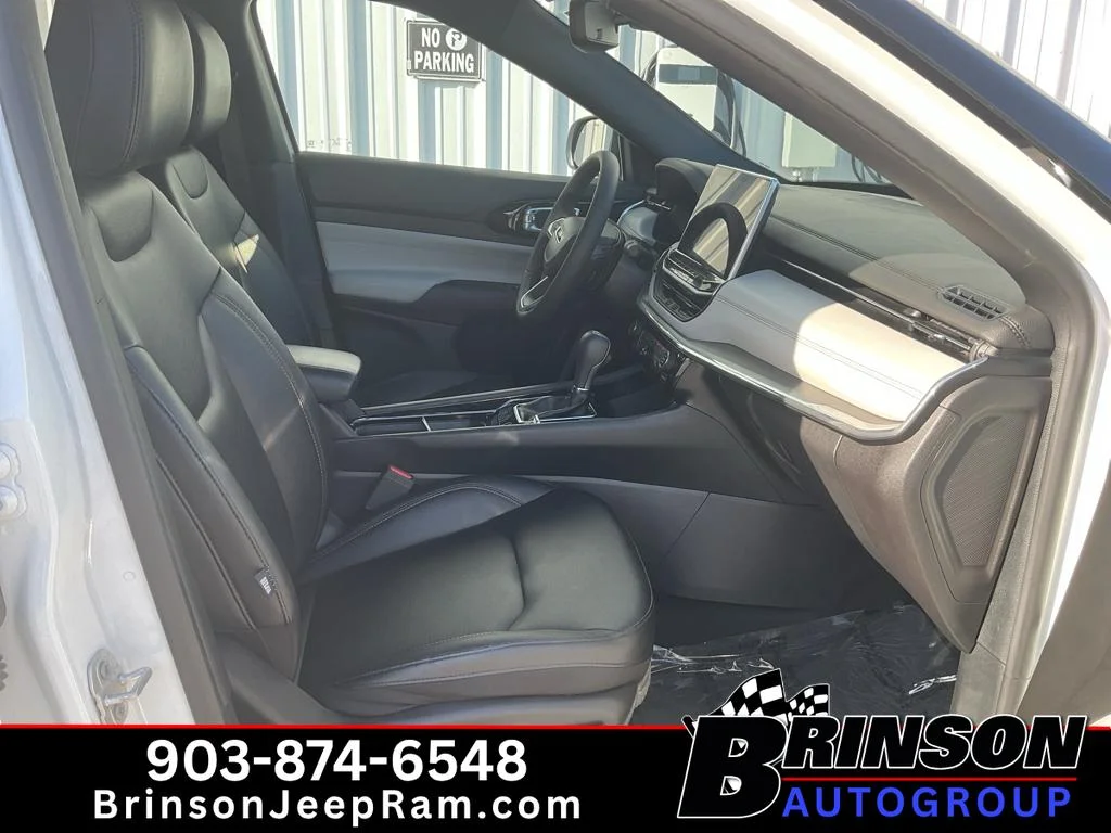 Used 2024 White Jeep Limited image 22