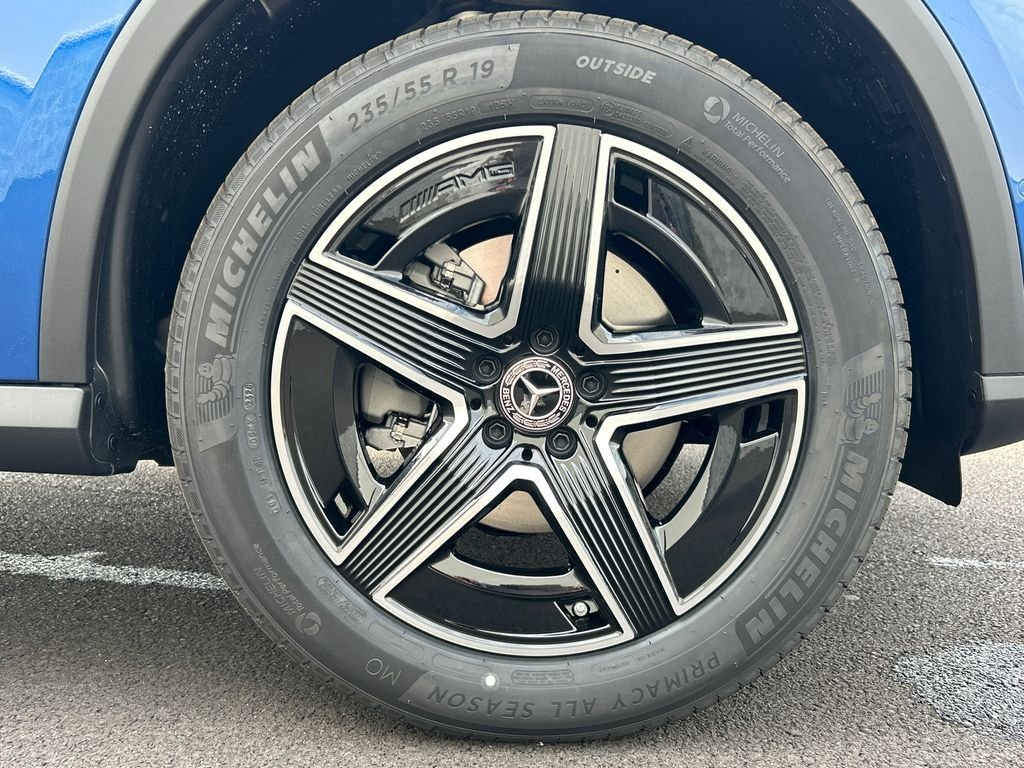 New 2027 Starling Blue Metallic Mercedes-Benz GLC 300 image 36