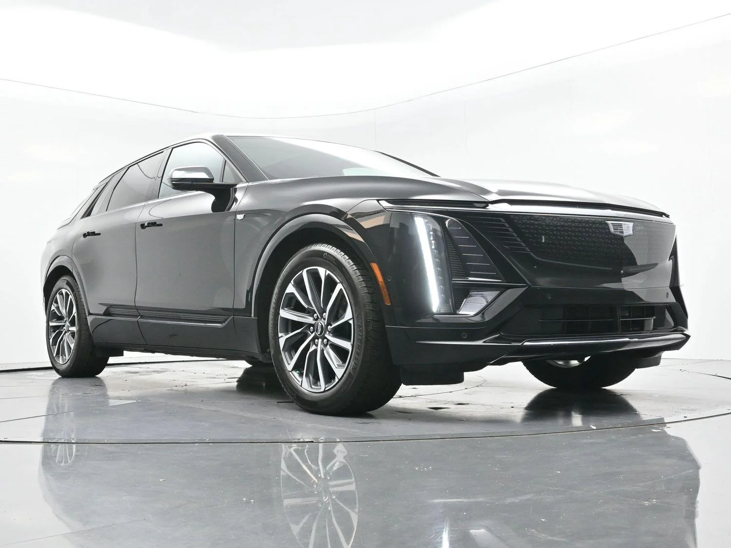 Used 2024 Stellar Black Metallic Cadillac Sport 1 image 41
