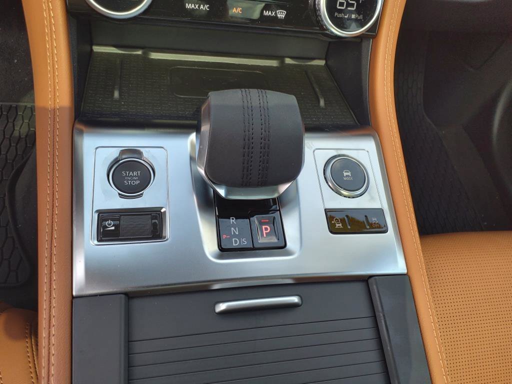 New 2026 Carpathian Grey Premium Metallic Jaguar R-Dynamic S image 18