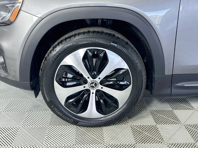 Used 2026 Gray Mercedes-Benz GLB 250 image 29