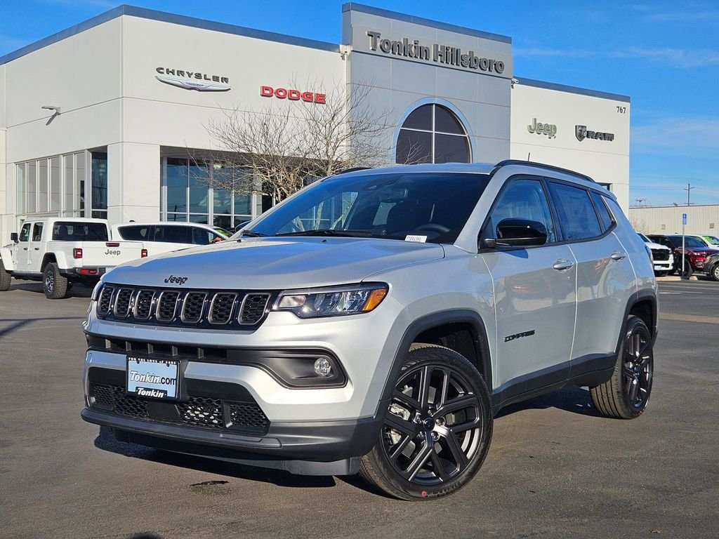 New 2026 Silver Zynith Metallic Clearcoat Jeep Latitude image 2