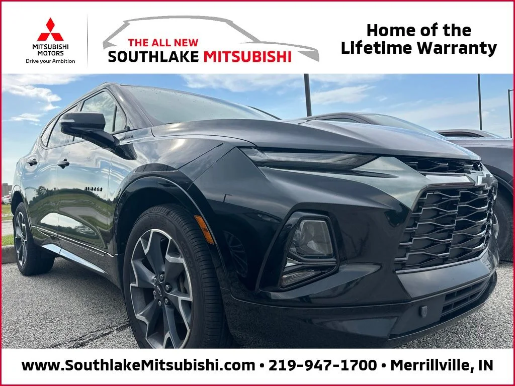 Used 2020  Chevrolet RS image 1