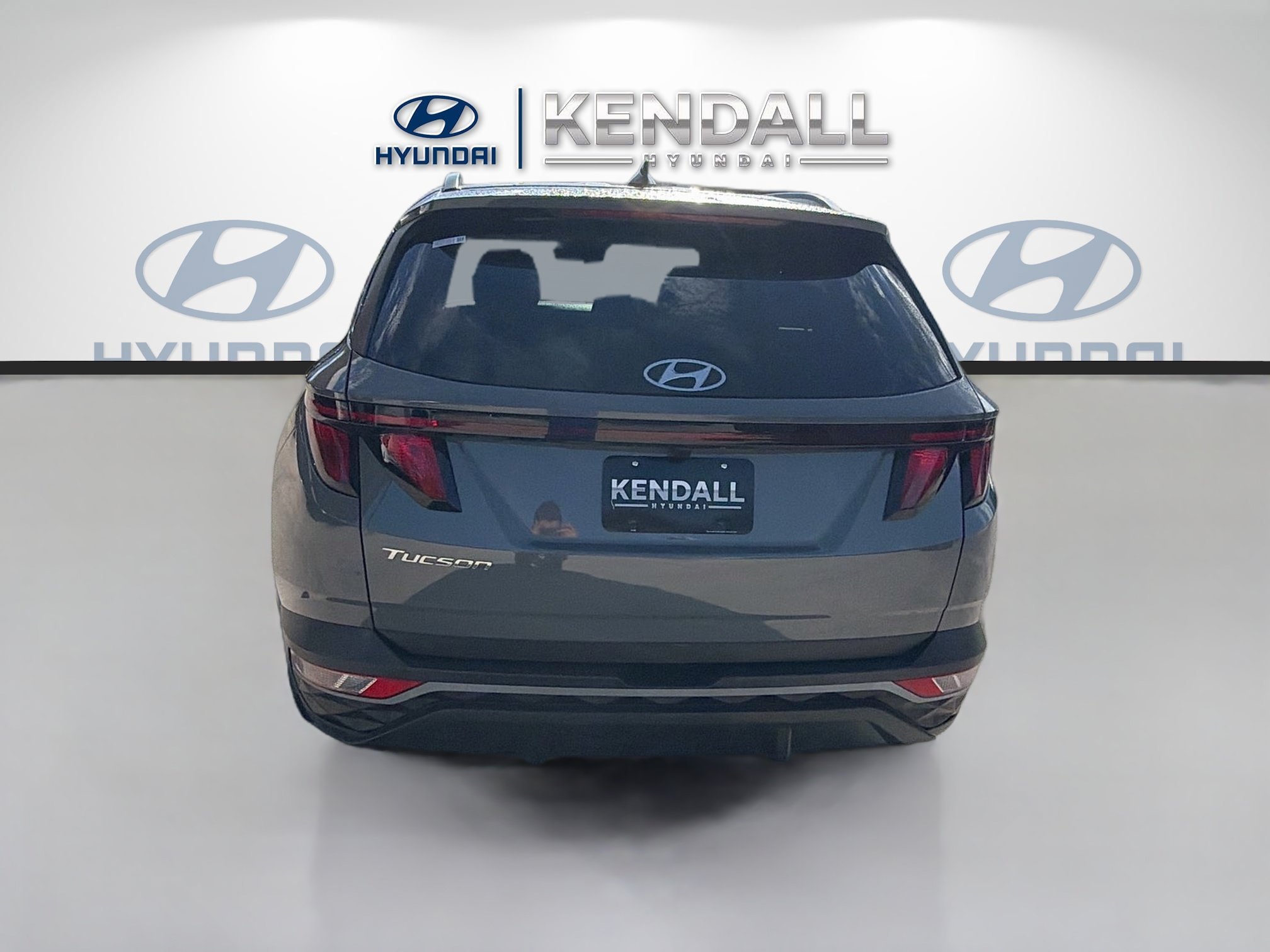 Used 2024 Hampton Gray Hyundai SEL image 5