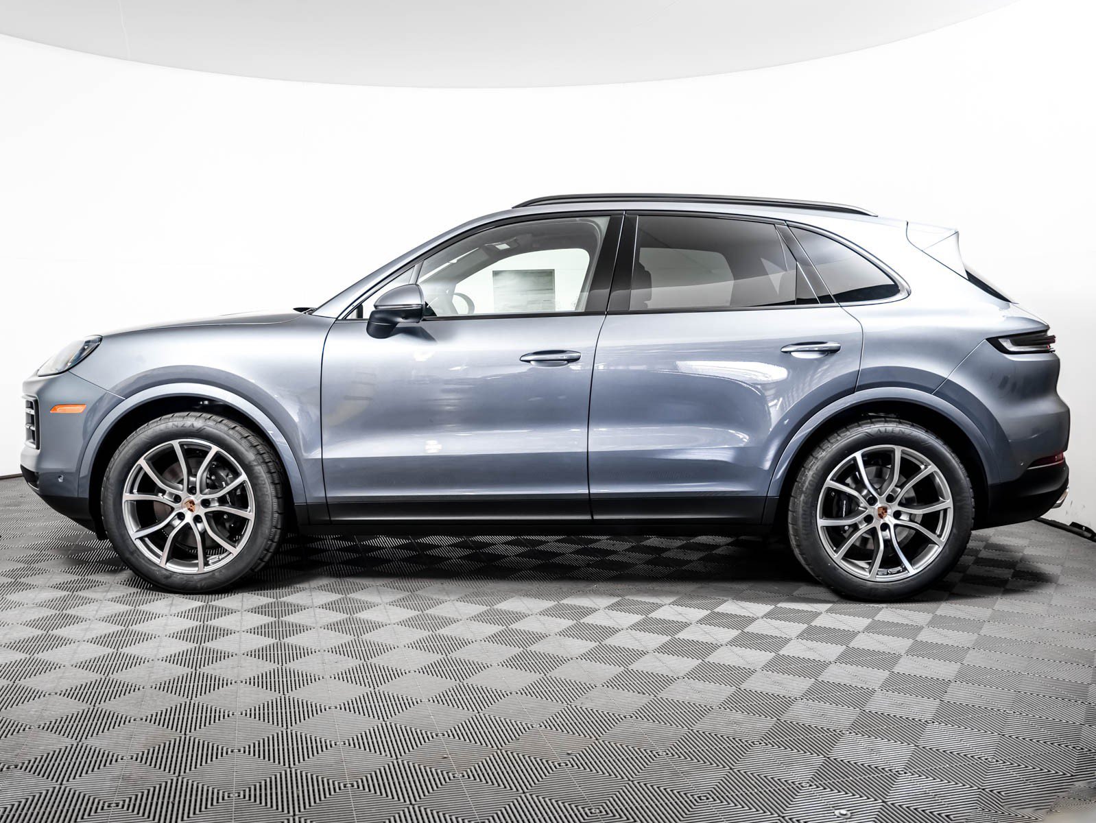 New 2026 VANADIUM GREY Porsche  image 2