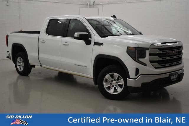 Used 2024 Summit White GMC SLE image 11