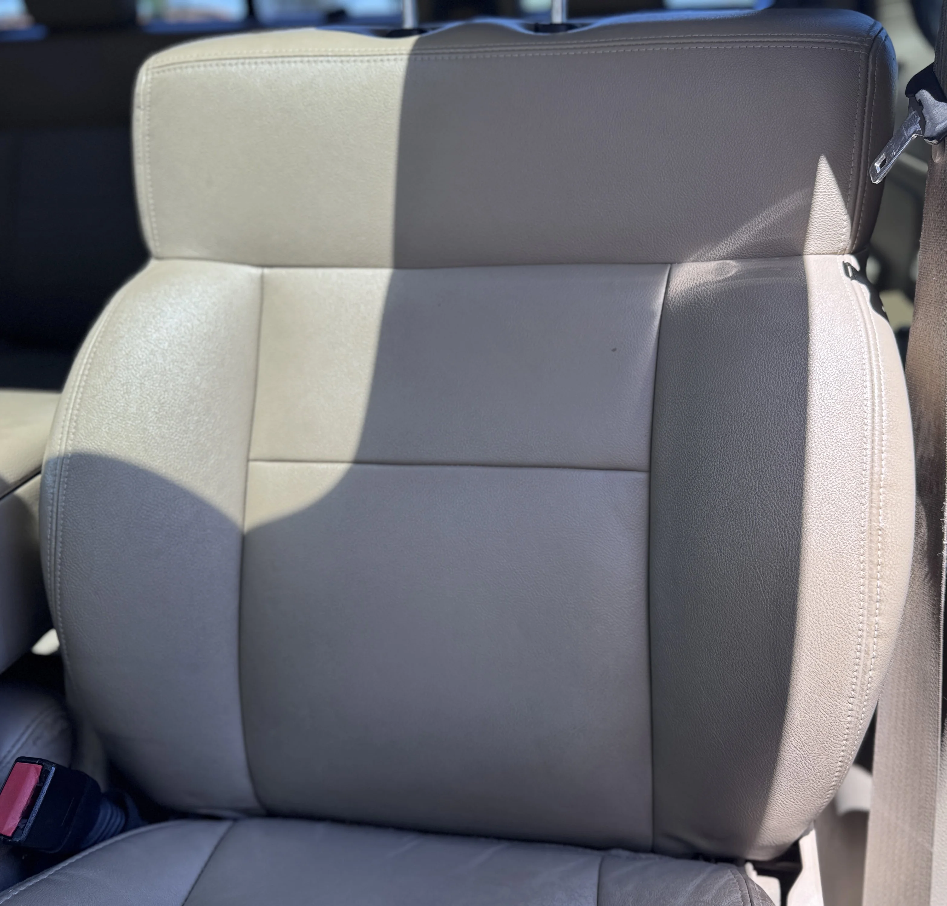 Used 2008  Ford FX4 image 13
