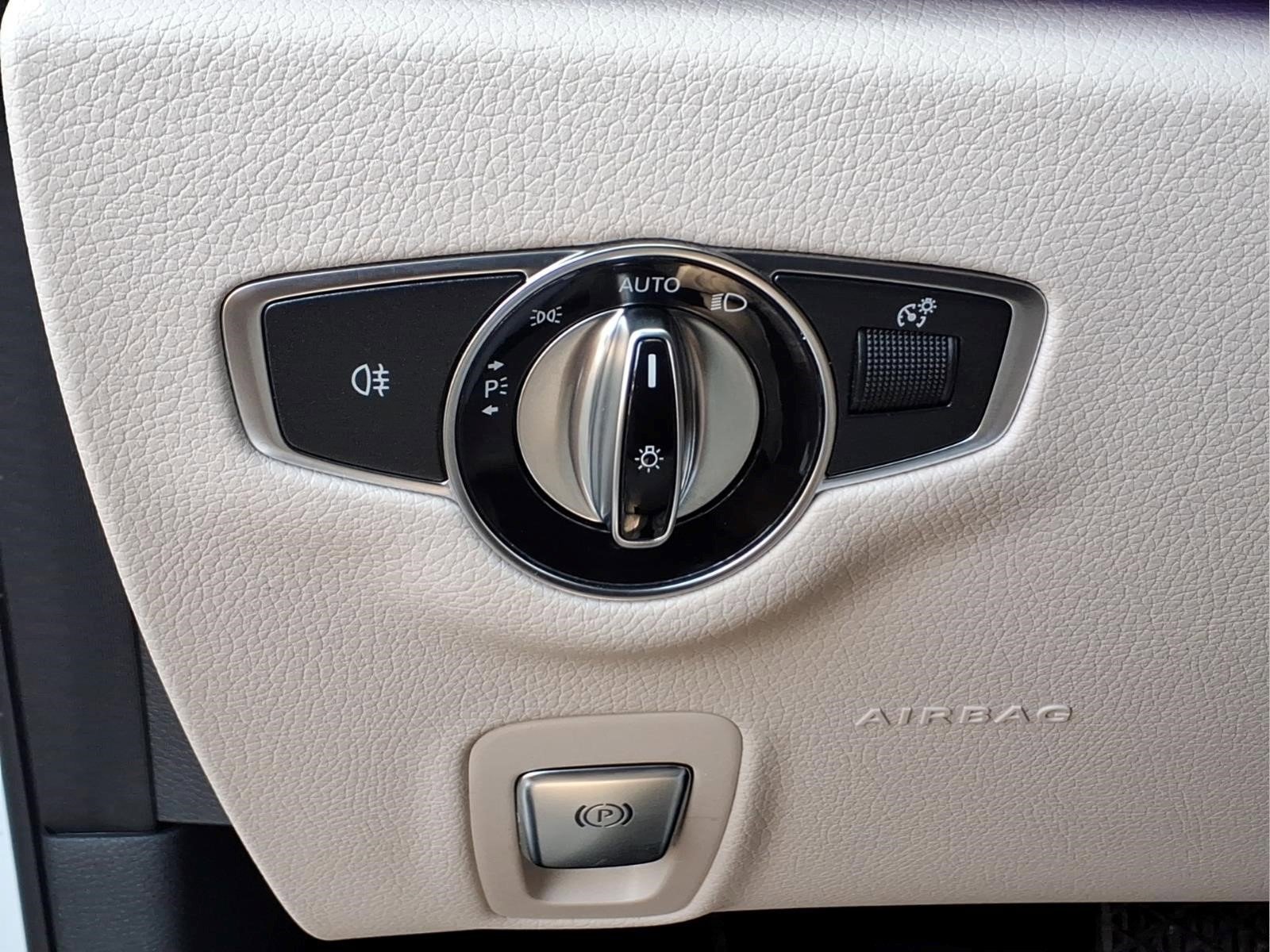 Certified Used 2023 MANUFAKTUR Diamond White Mercedes-Benz E 350 4MATIC® Sedan image 25