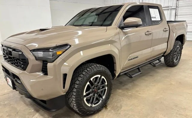 Used 2026  Toyota TRD Sport image 3