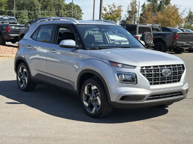 Used 2026 Silver Hyundai SEL image 15