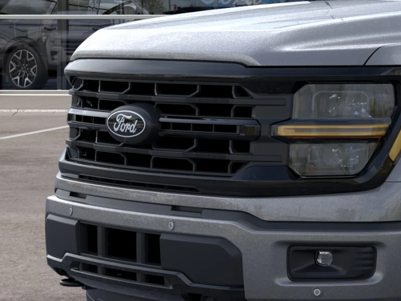 New 2026 Carbonized Gray Metallic Ford XLT image 17