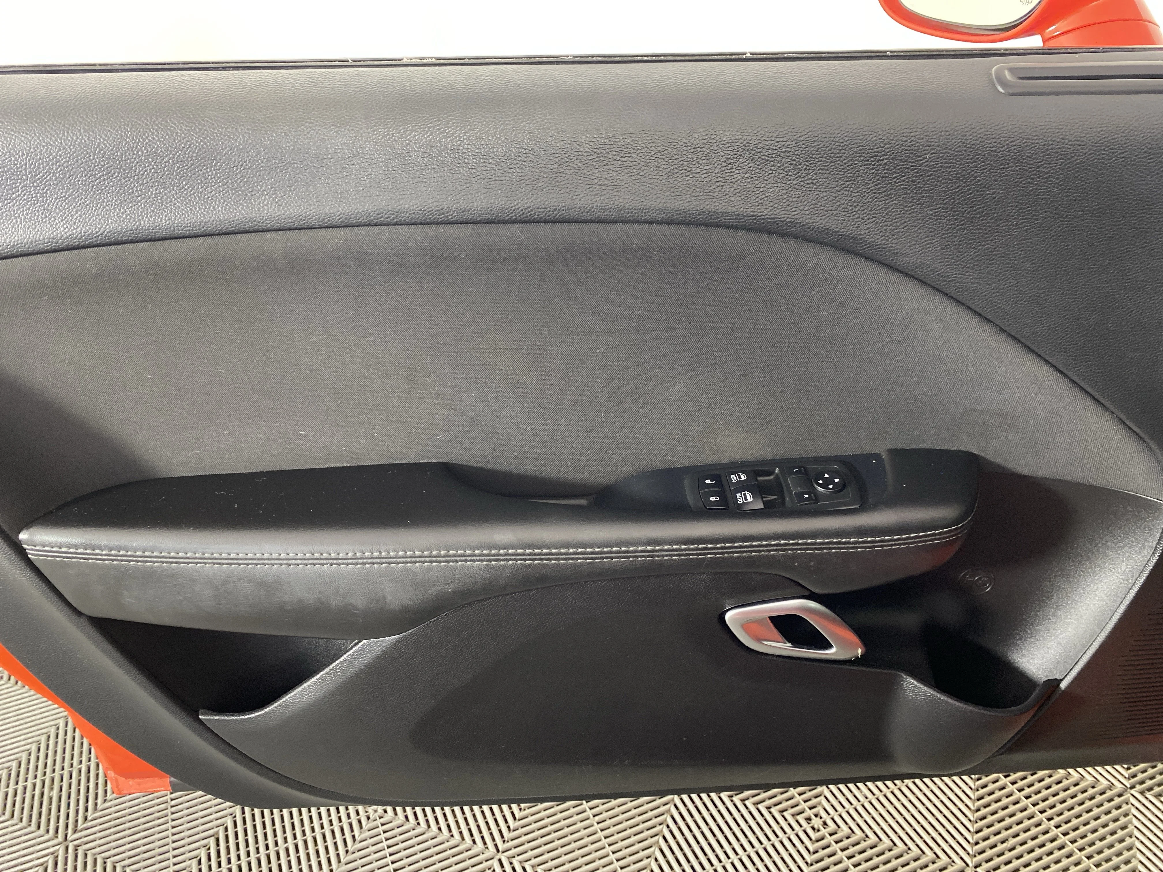 Used 2019 Go Mango Dodge SXT image 11