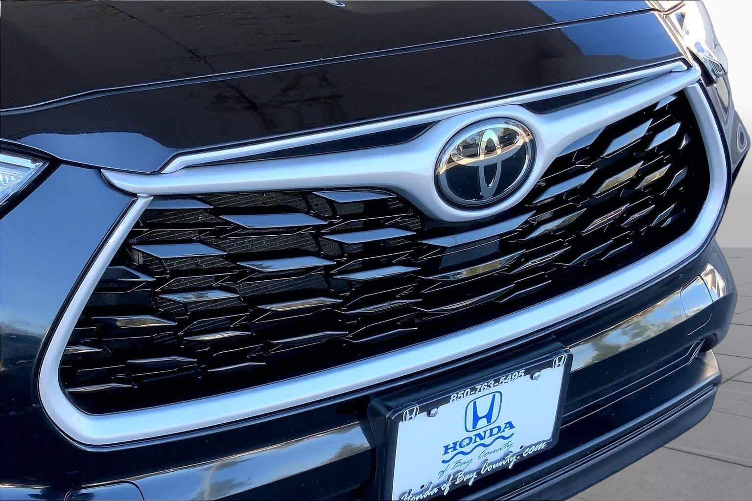 2024 Toyota Highlander LE - Photo 49