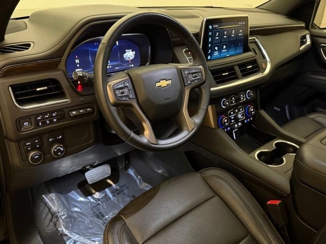 Used 2023 Black Chevrolet High Country image 16