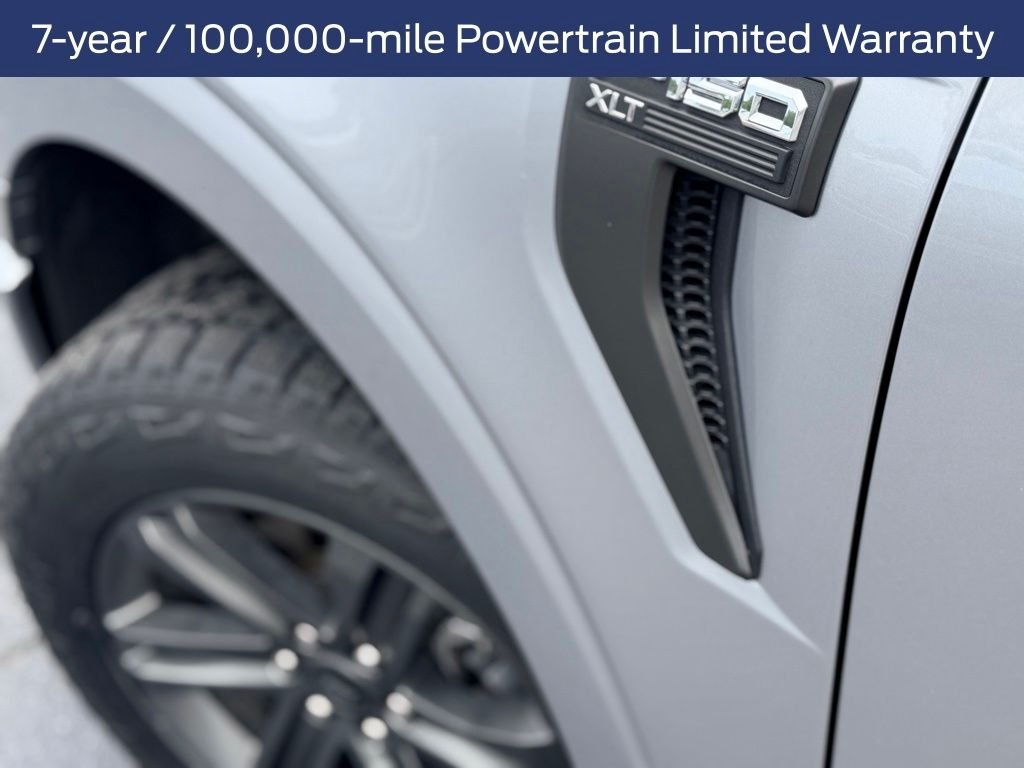 Used 2023 Silver Ford XLT image 4