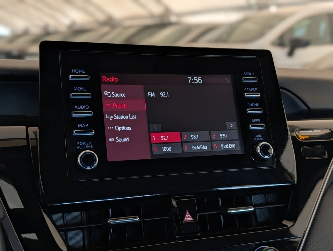 Certified Used 2024 Silver Toyota SE - - FWD - Heated Seats & Wheel - 7 Touchscreen - Apple CarPlay - Android Auto & More! image 23