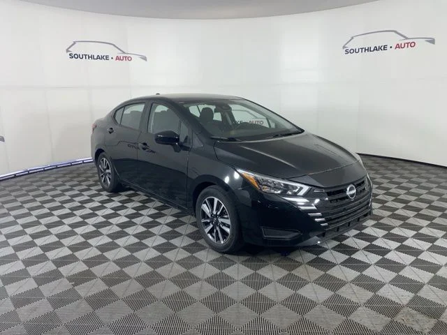 2025 Nissan Versa 1.6 SV CVT's photo