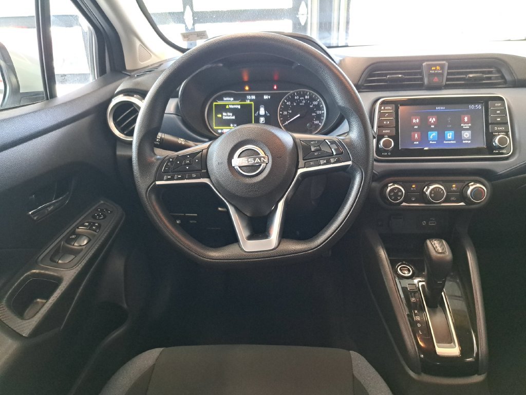 Used 2025 Silver Nissan 1.6 SV image 21