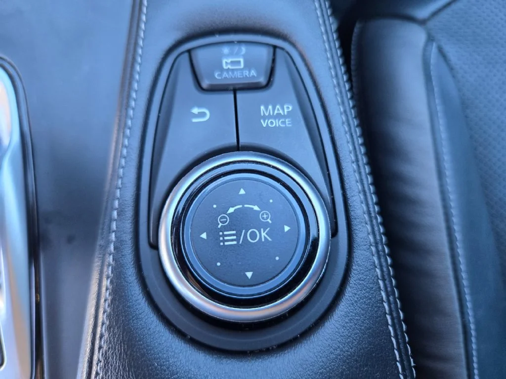 Used 2019 Lunar INFINITI ESSENTIAL image 20