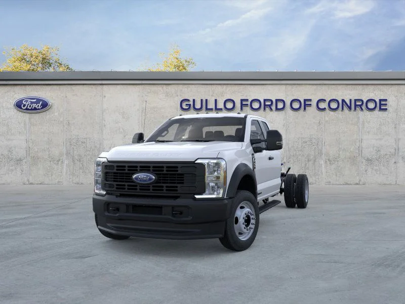 New 2026 Oxford White Ford F-450® XL image 2